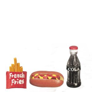 HOT DOG/FRIES/COLA/STR/4
