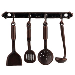 KITCHEN RACK W/UTENSILS