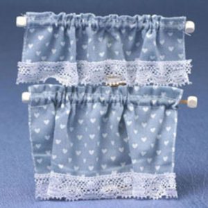 COTTAGE CURT/HEARTS/BLUE