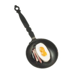 FRYING PAN OF EGGS/BACON