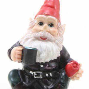GNOME W/CUP & APPLE