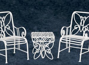 TABLE & 2 CHAIRS/WHITE