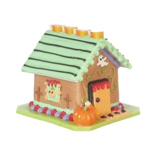 GINGERBREAD HOUSE
