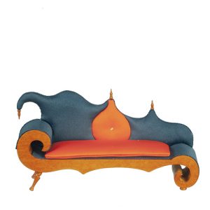 SHOW TIMBER SETTEE/WALNUT