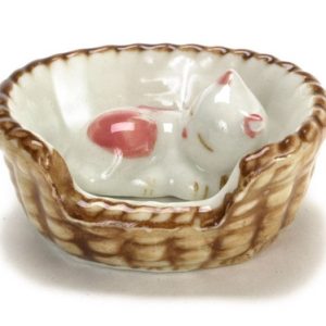 CAT IN BASKET/2