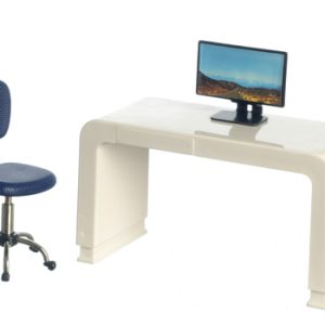 DESK/CHAIR/MONITOR
