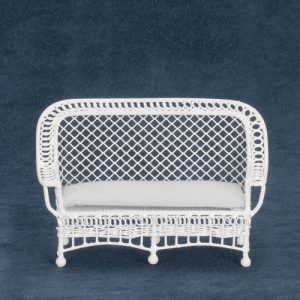 BAR HARBOR COUCH/CB