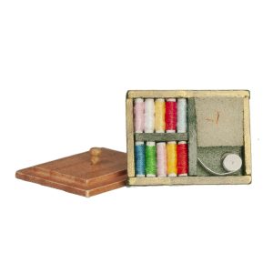 SEWING BOX W/THREAD