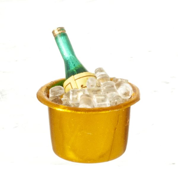 WINE IN ICE BUCKET