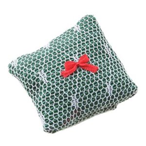 PILLOW/LACE OVER GREEN