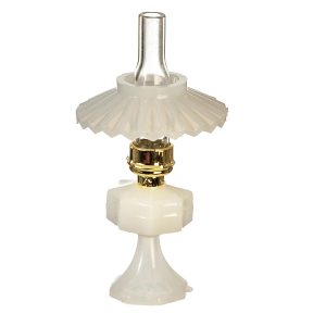 SM.OIL LAMP W/SHADE/MILK