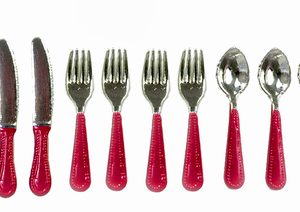 RED SILVERWARE/12