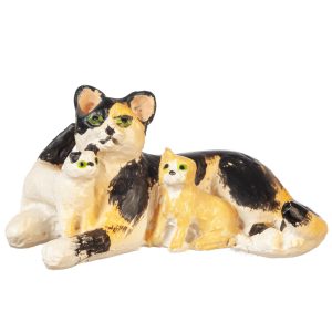 CAT W/KITTENS/CALICO