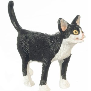 STANDING CAT/BLACK/WHITE