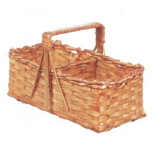 VINTAGE PICNIC BASKET
