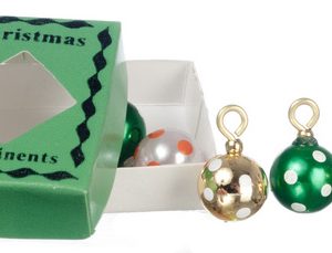 XMAS ORNAMENTS IN GRN.BOX