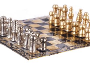 CHESS SET