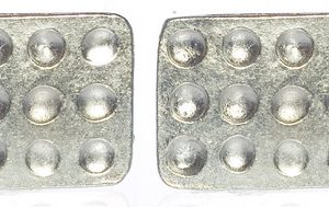 MUFFIN PANS/2pcs
