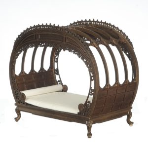 VICTORIAN BED/WALNUT