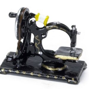 OLD FASHIONED SEWING MAC