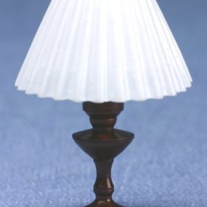 TABLE LAMP/WHITE PLEAT