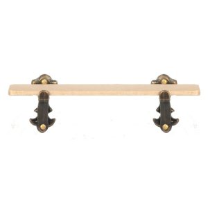 SHELF W/2 BRACKETS/4 NAIL