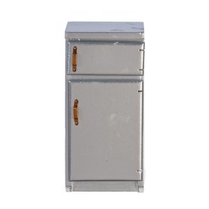 REFRIGERATOR/SILVER