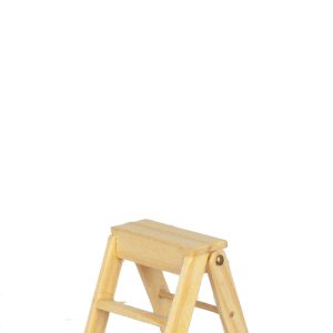 2in HIGH STEPLADDER/NAT.