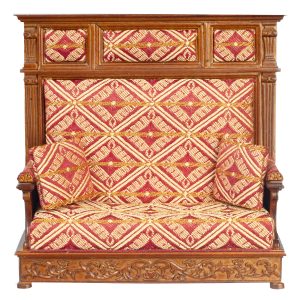 TUDOR BENCH/WALNUT