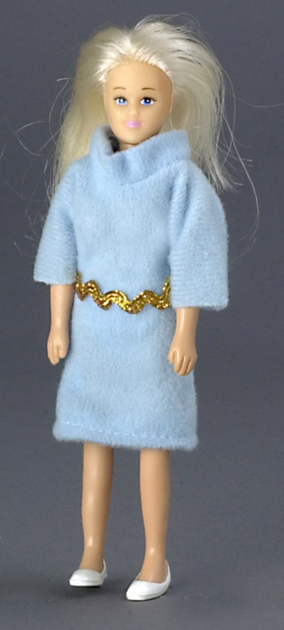 MOTHER W/OUTFIT/BLONDE