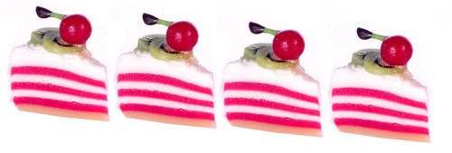 STRAWBERRY SLICED CAKE/4