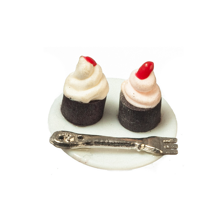 CUPCAKES/FORK ON PLATE