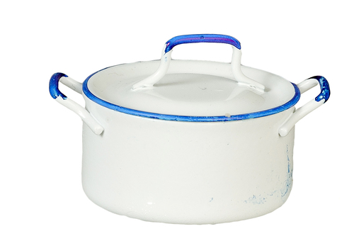 WHITE POT W/2 HANDLES
