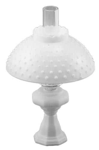 OIL LAMP/HOBNAIL SH/WHITE