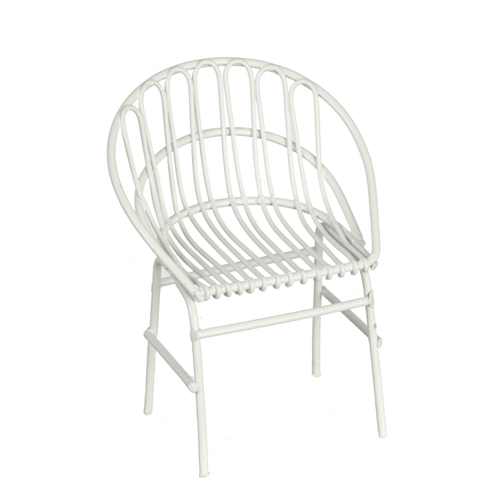 SMALL WHITE CHAIR