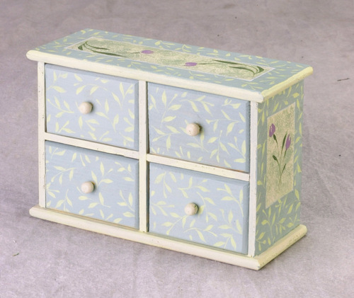 BRITTANY TULIP 4-DR.CHEST
