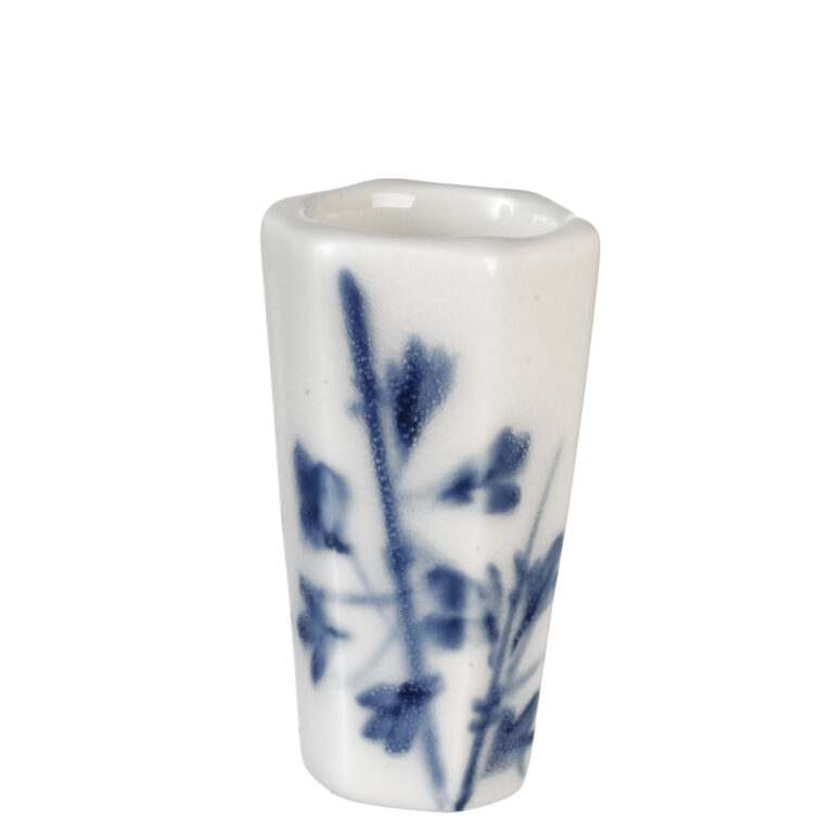 BLUE DELFT VASE