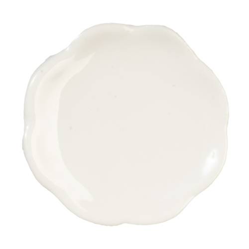 SCALLOPED CERAMIC PLATE/W