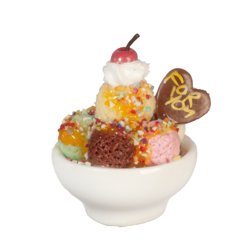 ICE CREAM SUNDAE