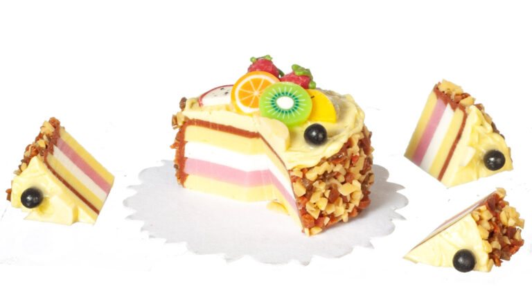 CAKE W/3 SLICES