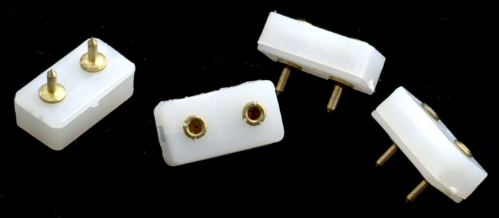 PLUG IN OUTLETS/4