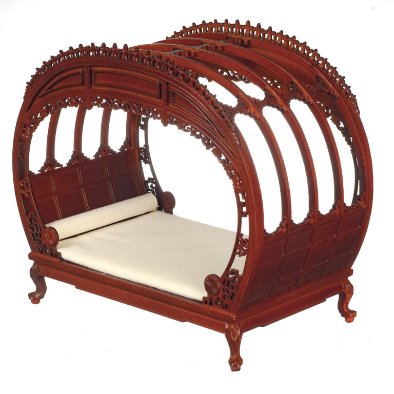 VICTORIAN BED/WALNUT