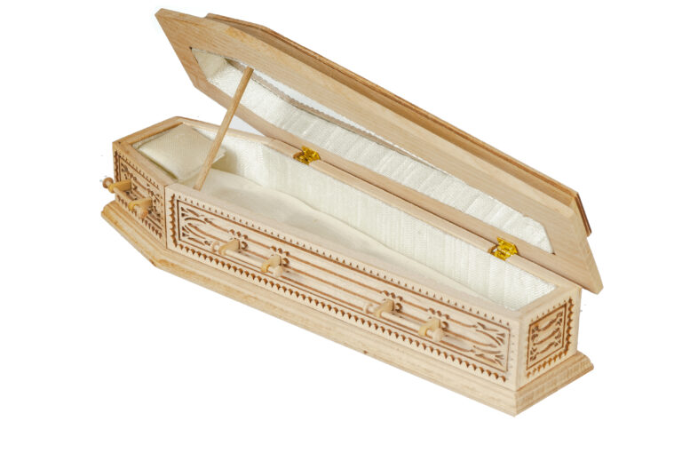 COFFIN/GLASS TOP/UNFINISH