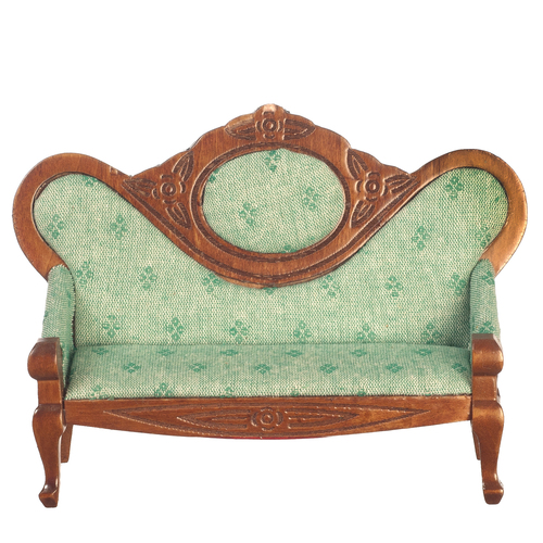 VICTORIAN SOFA/L.G/WALNUT